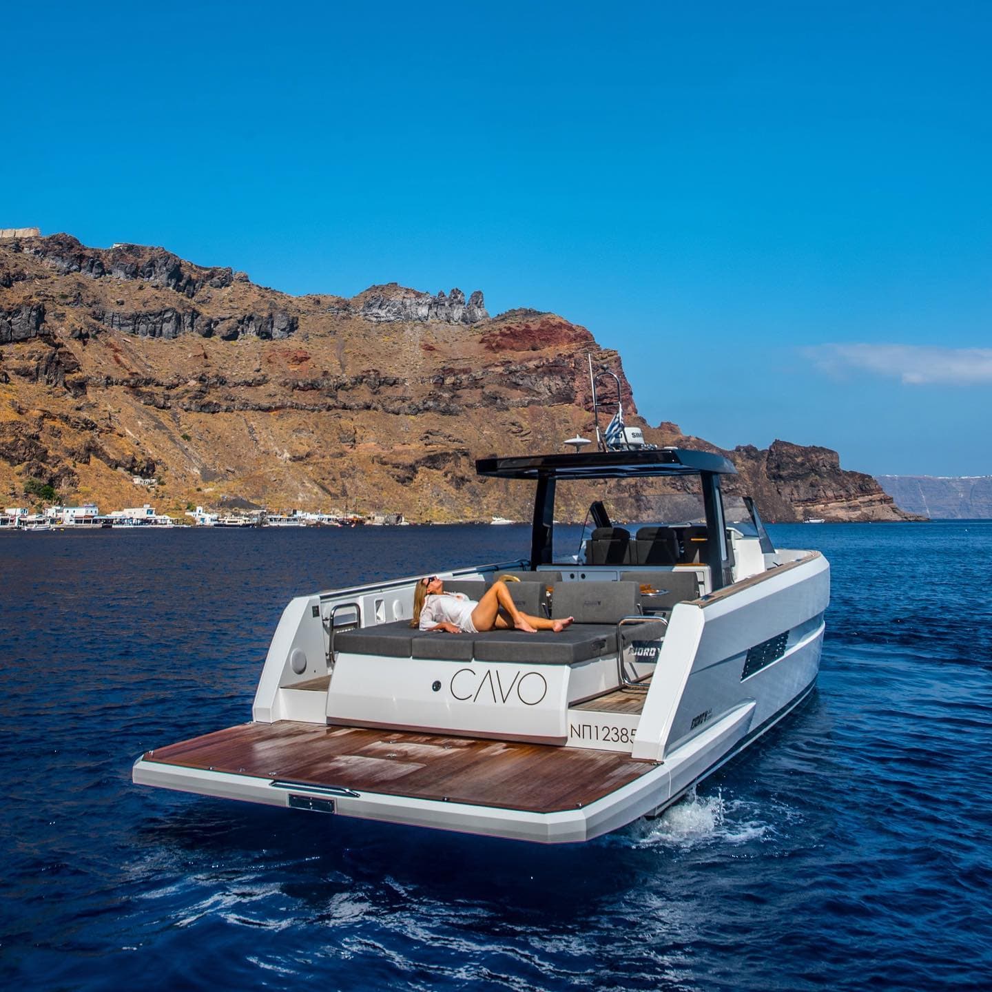 Morning Cruise - Santorini